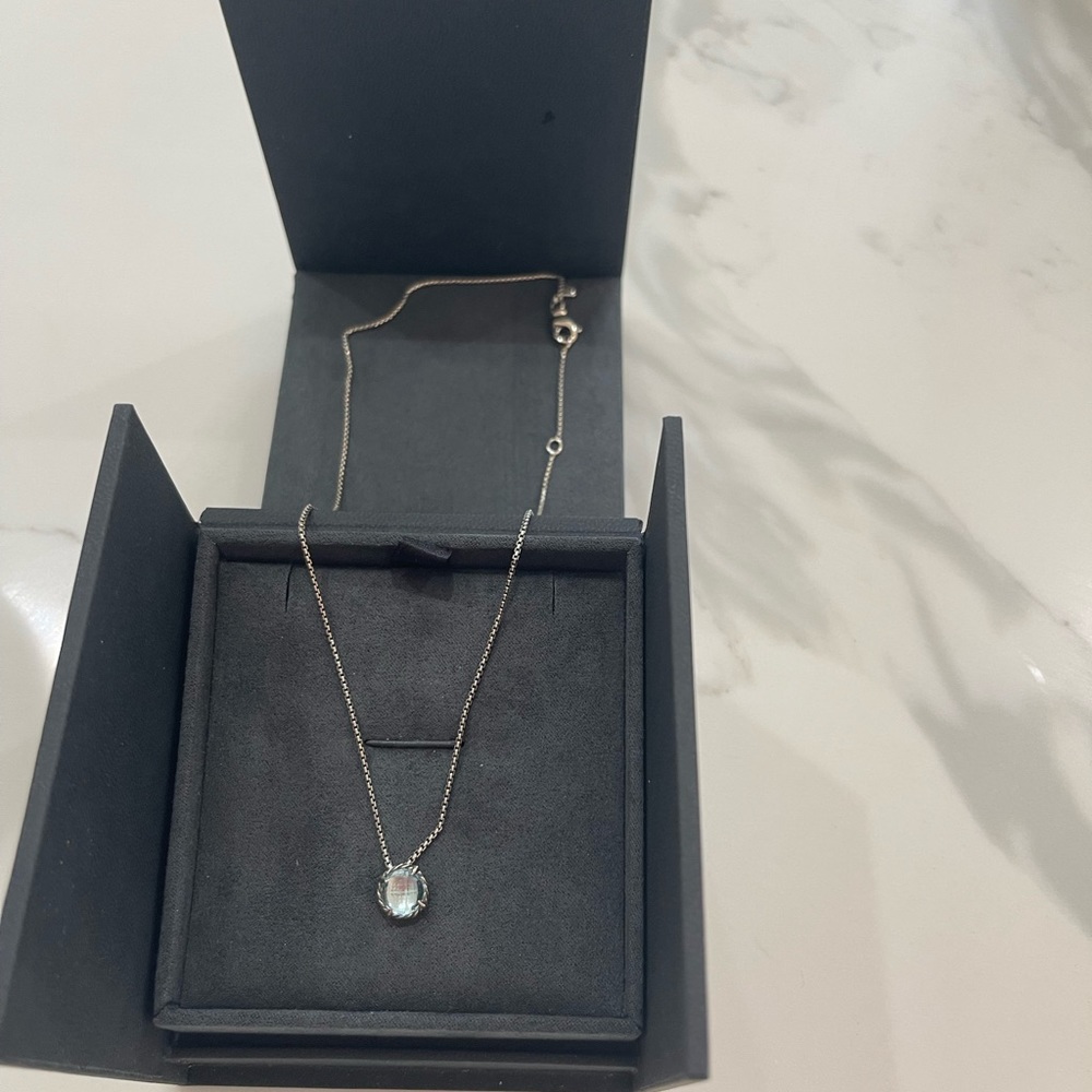 EUC David Yurman Chantelle Blue topaz necklace